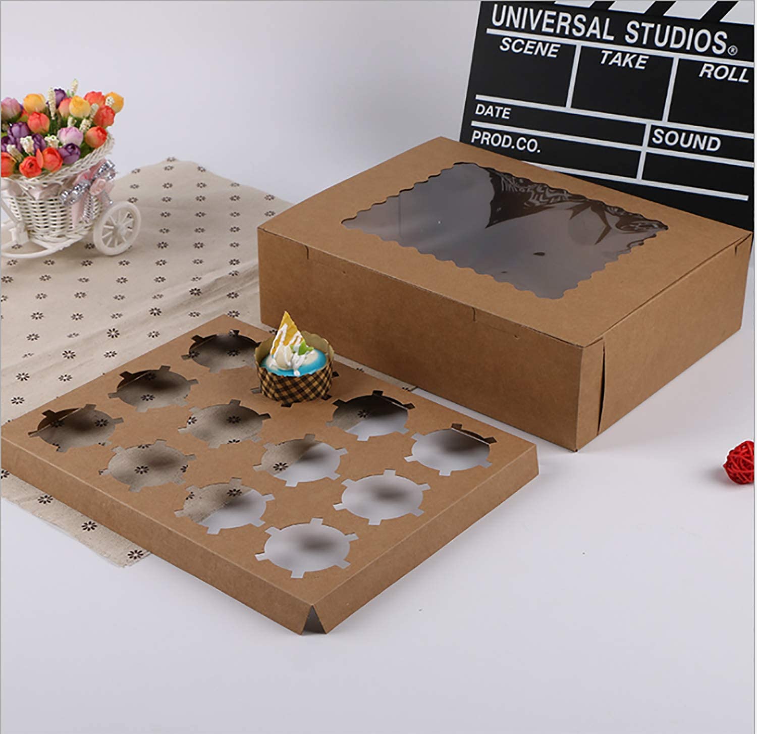 Wholesale 12 Holes Cupcake Box For Cupcakes and Cakes with Removable Tray clear windowed cake Box
