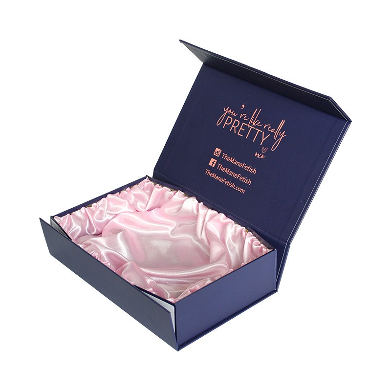 Wholesale luxury box packaging with silk and buttons magnetic folding gift clothing box