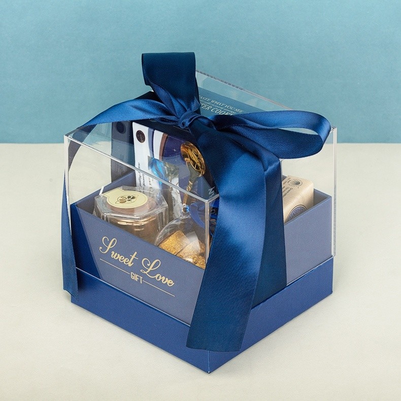Custom 2022 two pieces acrylic chocolate gift packaging box