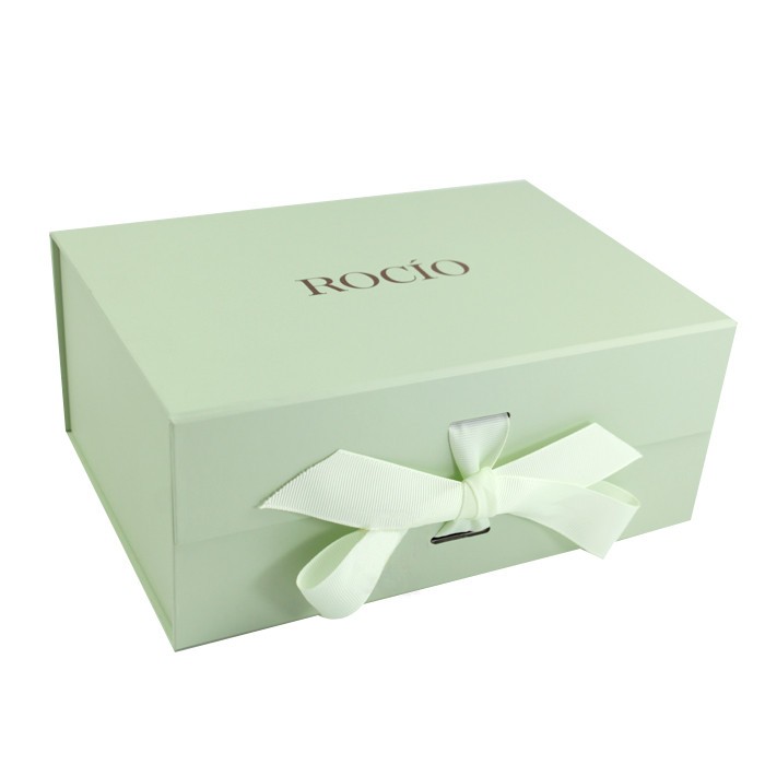 2022 hot sale elegant green magnet clothing gift box for underwear