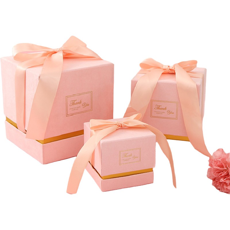 Luxury hot sale velvet suede Valentine's Day gift packaging box wedding candy box